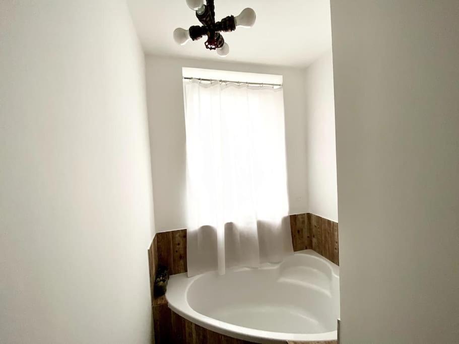 Residence Park Lovely Apartman With Private Parking Kysucke Nove Mesto エクステリア 写真