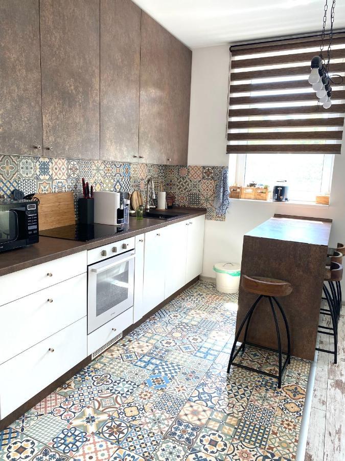 Residence Park Lovely Apartman With Private Parking Kysucke Nove Mesto エクステリア 写真